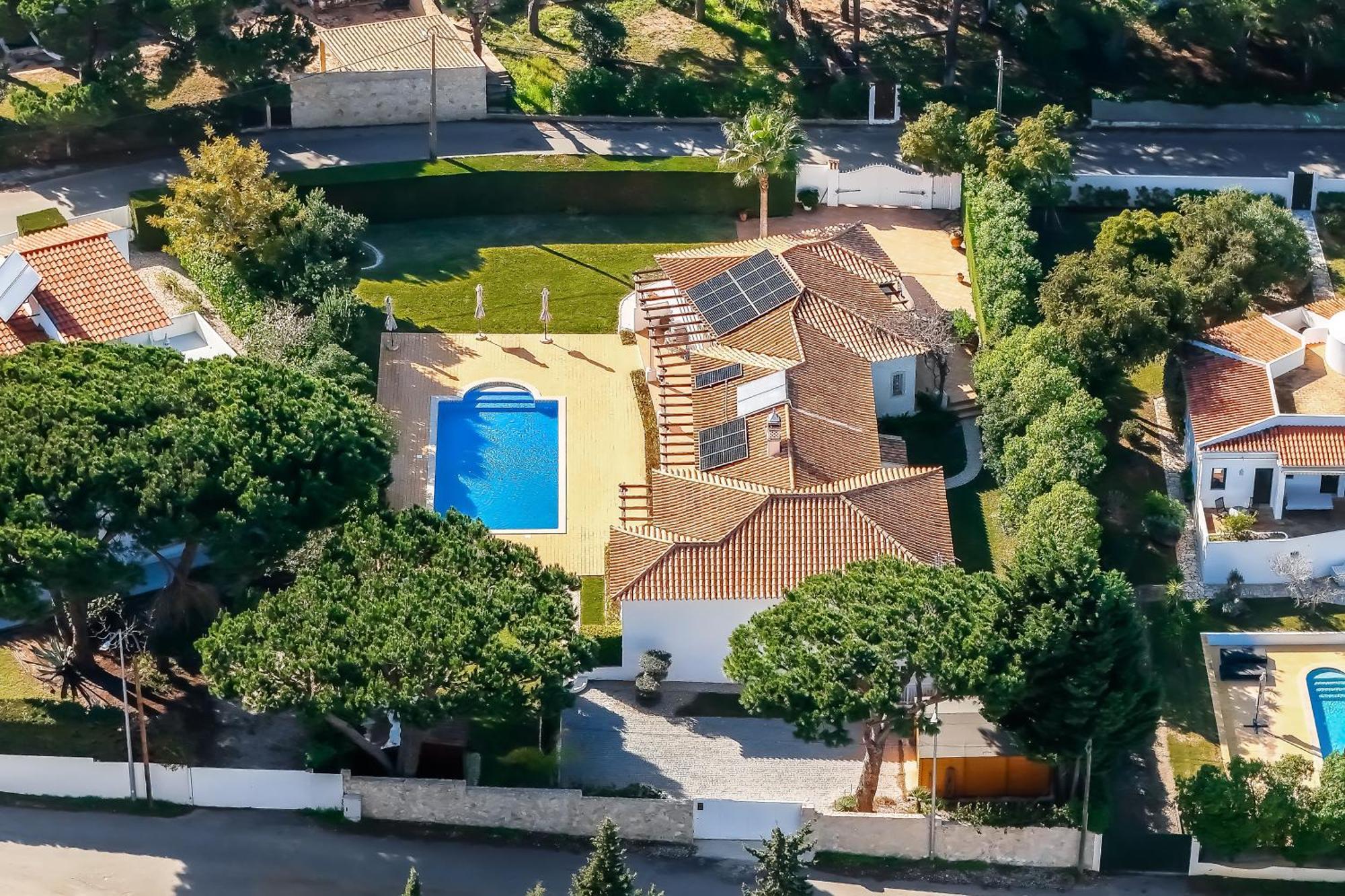 Exclusive Villa Toulouse With Pool In Falesia Algarve Albufeira Exterior photo